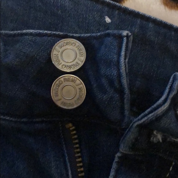 Denim shorts - Picture 5 of 6